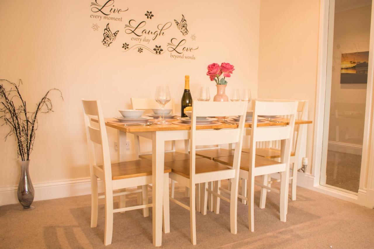Berwick Upon Tweed Stunning 3 Double Bedroom Apartment - *Town Centre / Near Beach* מראה חיצוני תמונה